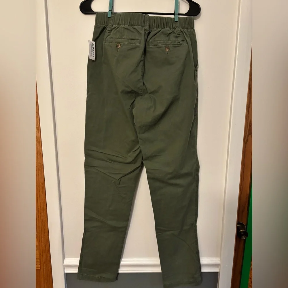 Women’s Green Chino Pants - Picture 2 of 4